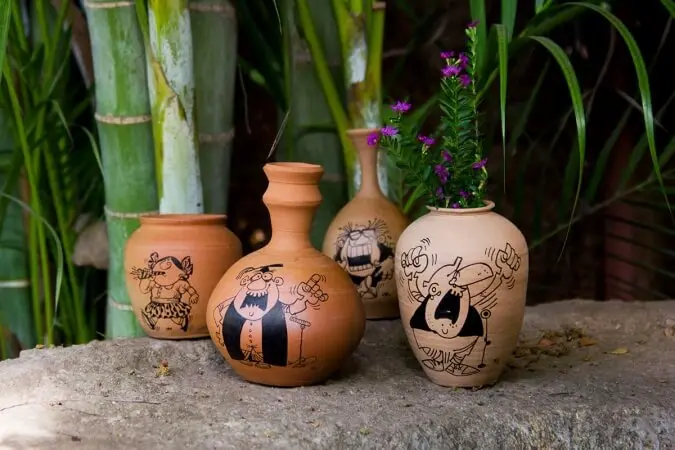 hand-painted-clay-pots-12d