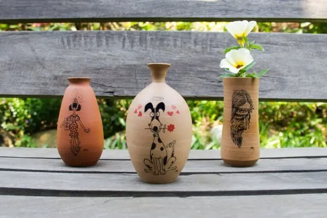 hand-painted-clay-pots-4d